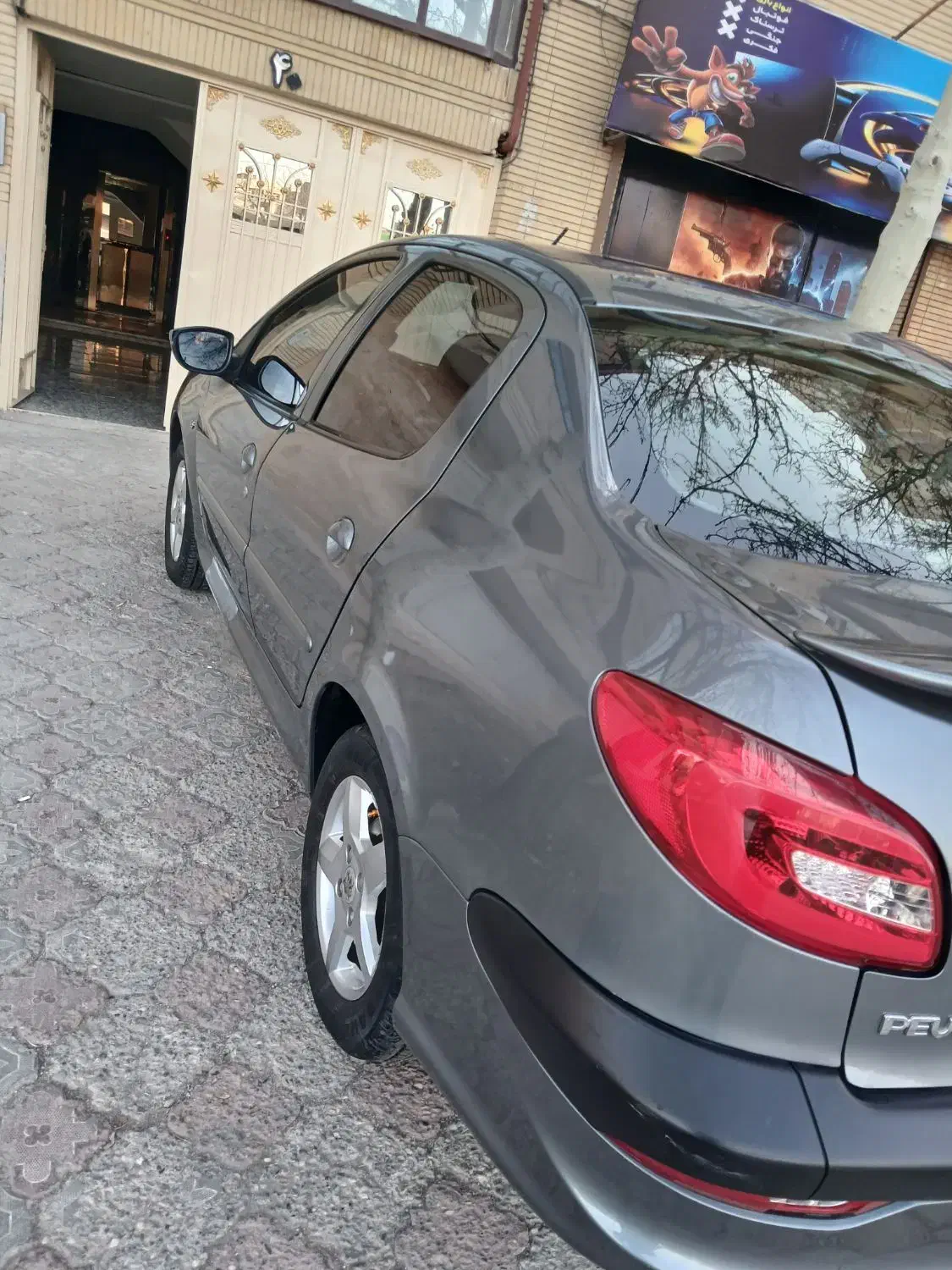 ۲۰۷ اتومات|خودرو سواری و وانت|مشهد, بهارستان|دیوار