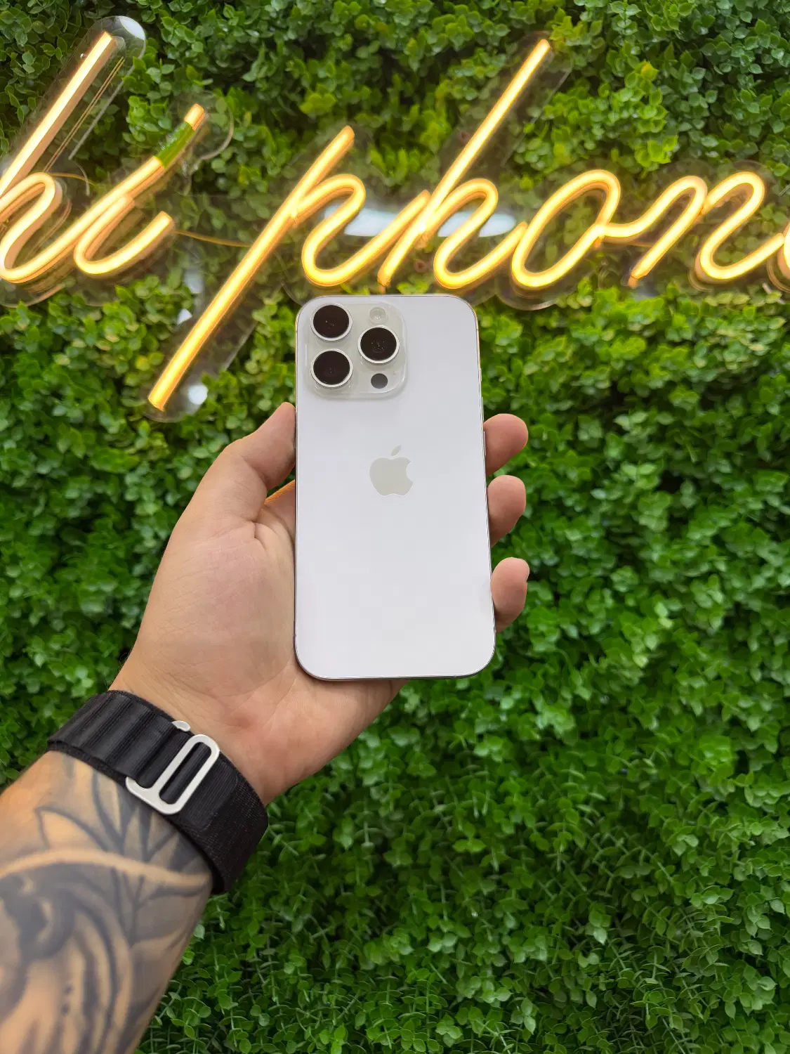 اپل Iphone 16 pro|موبایل|اراک, |دیوار