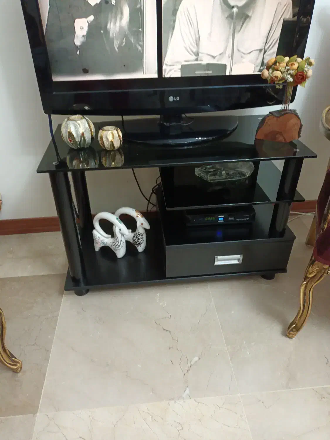 میزتلویزیون|میز تلویزیون|تهران, نیروی دریایی|دیوار