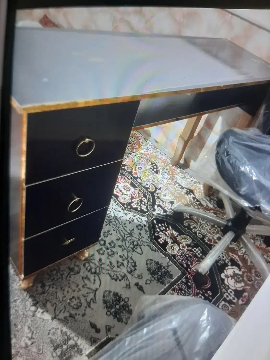 میزناخن وصندلی واستند|آرایشگاه و سالنهای زیبایی|نیشابور, شهرک رسولی|دیوار