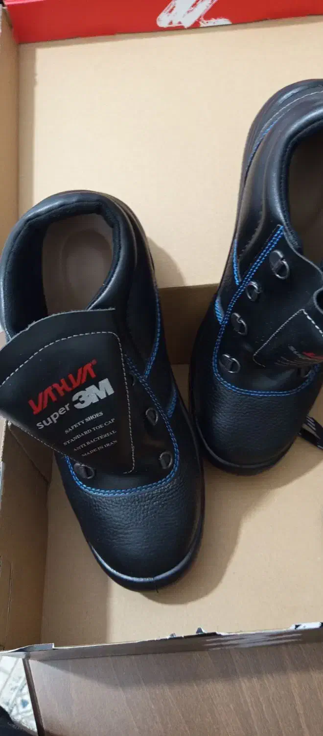 کفش ایمنی|کیف، کفش، کمربند|رفسنجان, |دیوار