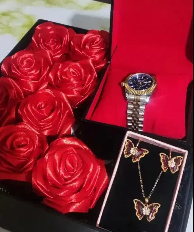 جاوان|گل مصنوعی|شیروان (لرستان), |دیوار