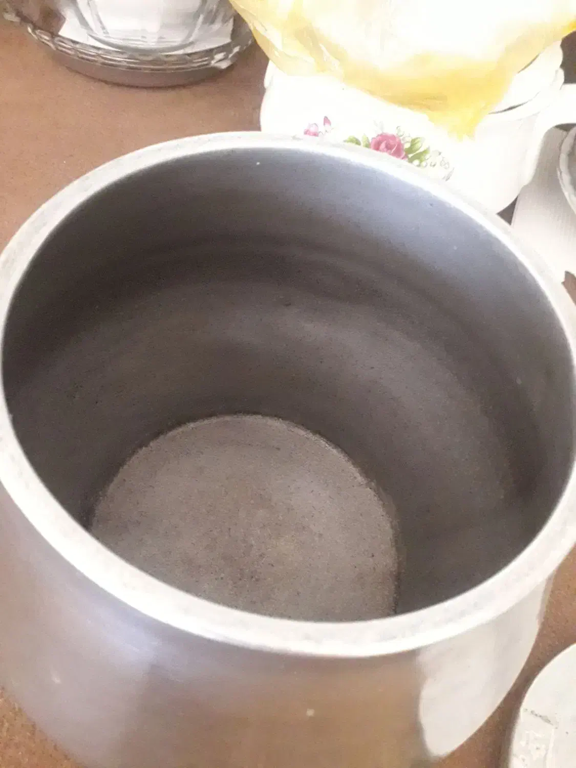 زودپزقدیمی|ظروف پخت‌وپز|سهند, |دیوار