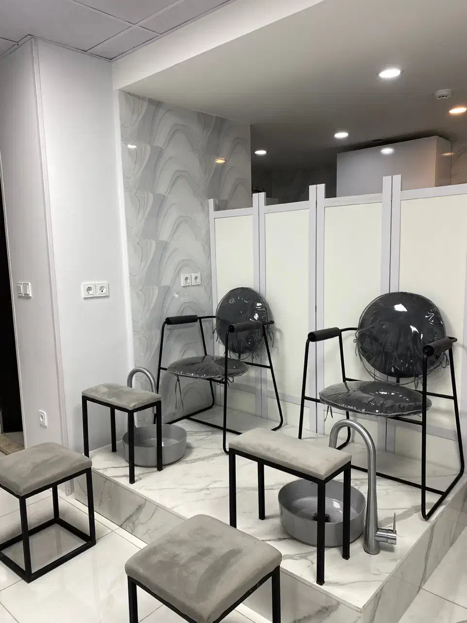 دعوت به همکاری در سالن|استخدام درمانی، زیبایی، بهداشتی|صدرا-فارس, فاز ۱|دیوار