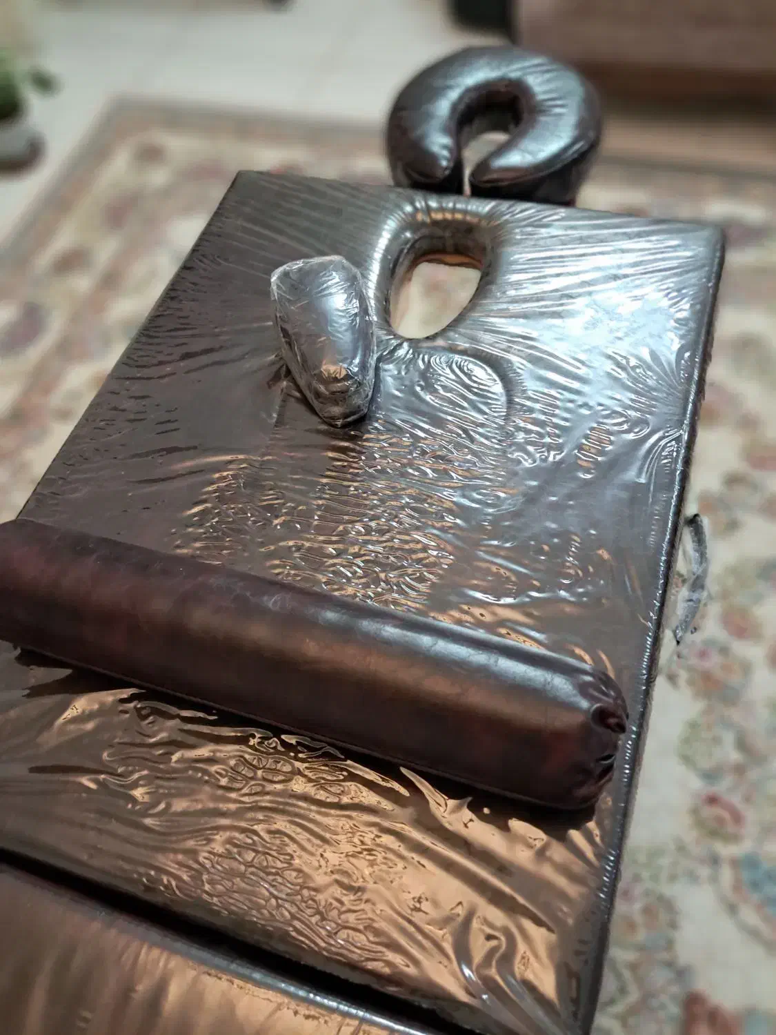 تخت پرتابل در حد نو|آرایشگاه و سالن‌های زیبایی|تربت‌حیدریه, قائم|دیوار