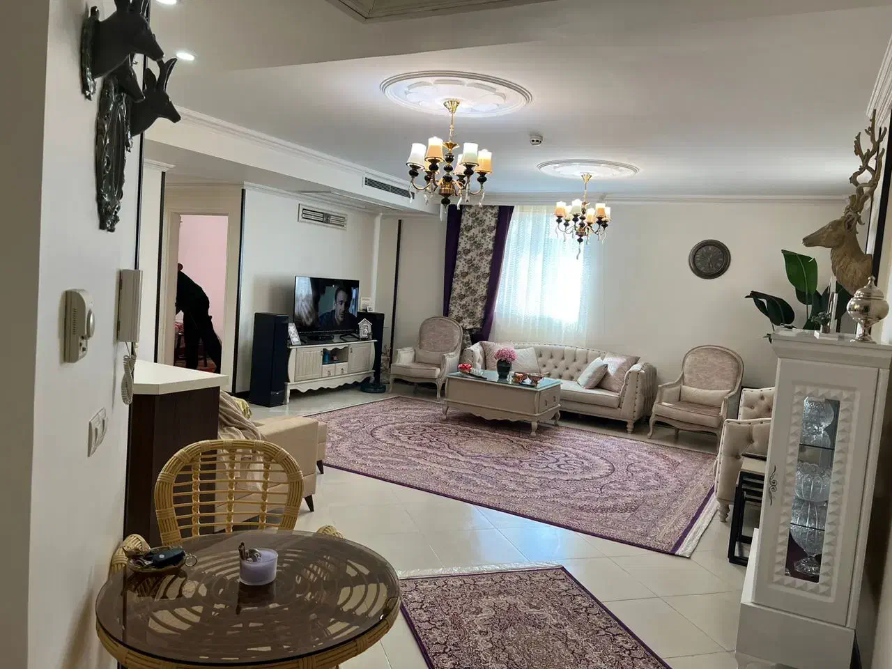 111 متر برج آسمان دریاچه طبقه آخر دید 3 جهت