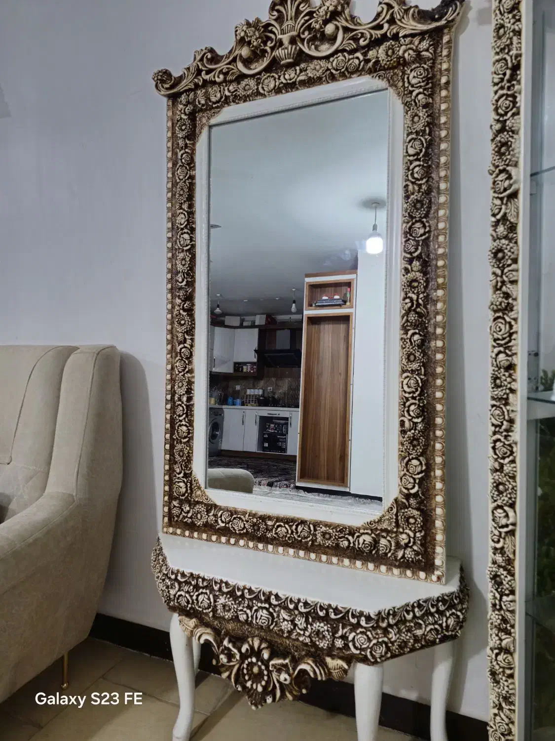 آینه وبوفه بسیار تمیز|بوفه، ویترین، کنسول|بندر ماهشهر, |دیوار