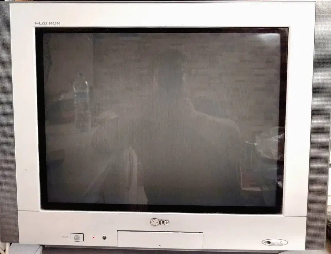 تلوزیون ال جی تمیز۲۱|تلویزیون و پروژکتور|اصفهان, شهرک شهید منتظری|دیوار