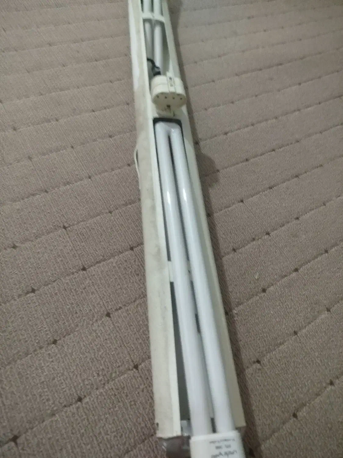 مهتابی|لامپ و چراغ|شیراز, طلاب|دیوار