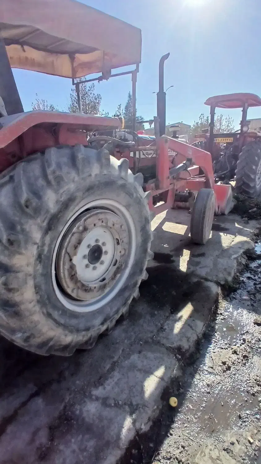 تراکتور بیلی|خودرو سنگین|بافت, |دیوار