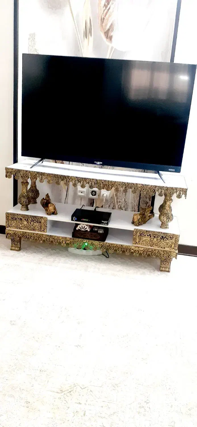 میز تلویزیون برنج اصل|مبلمان خانگی و میز عسلی|شاهین‌شهر, شهرک گلدیس|دیوار