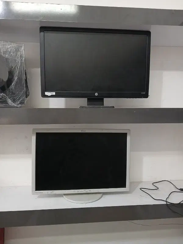 مانیتور ۲۴ اینچ|قطعات و لوازم جانبی رایانه|زابل, |دیوار