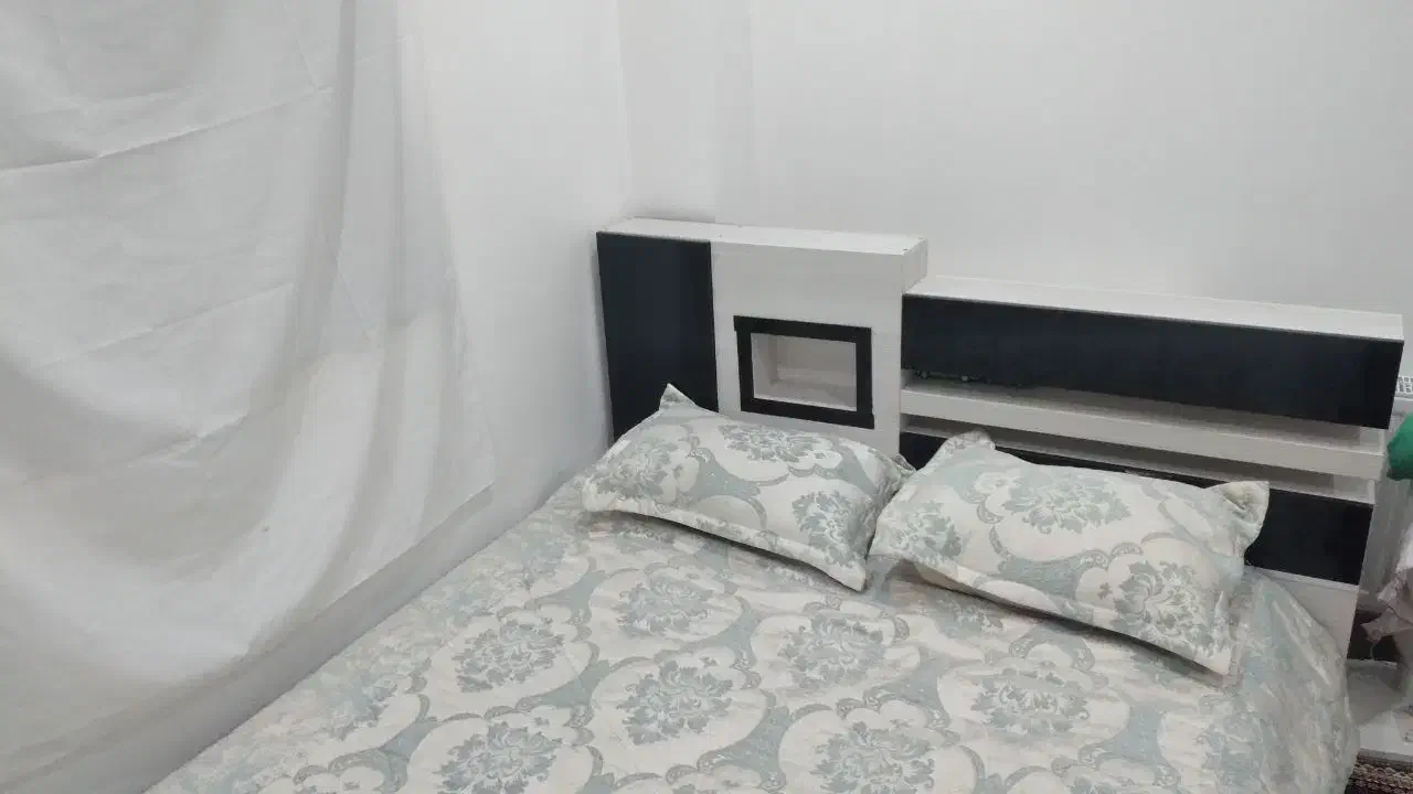 تخت دو نفره سالم|تخت و سرویس خواب|قروه, |دیوار