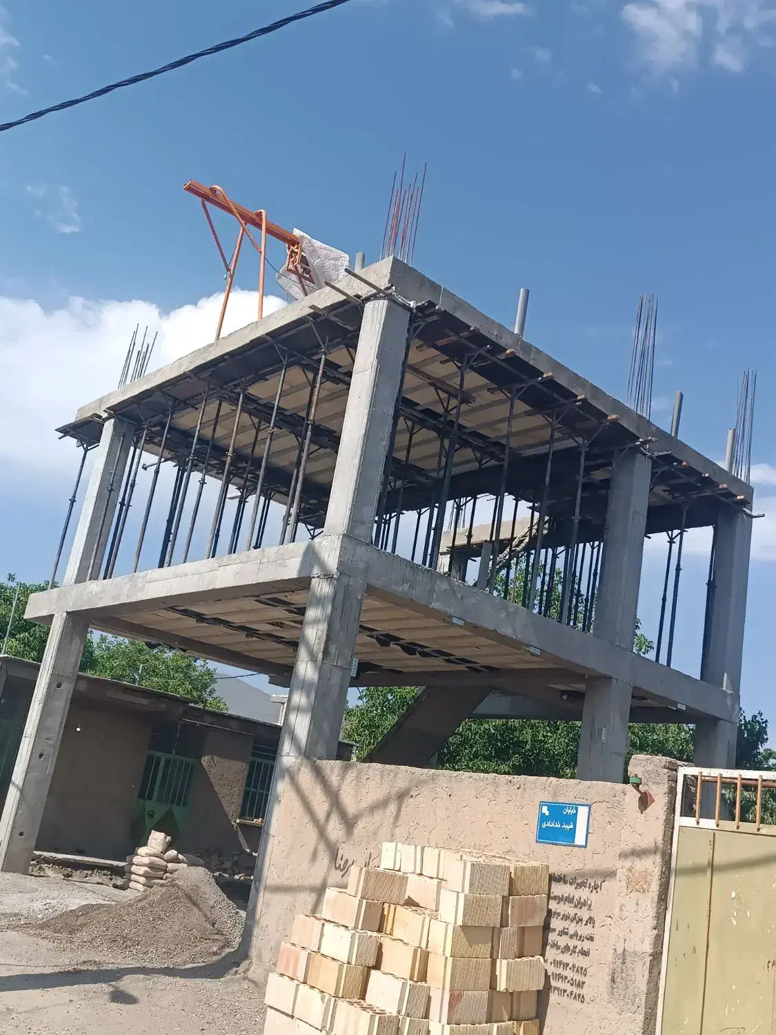 اجرای آرماتوربندی و قالب‌بندی صفر تا صد|خدمات پیشه و مهارت|سراب, |دیوار