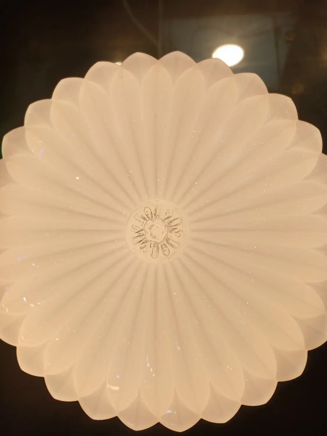 منشوری ۳ حالته|لامپ و چراغ|رشت, سعدی (تختی)|دیوار