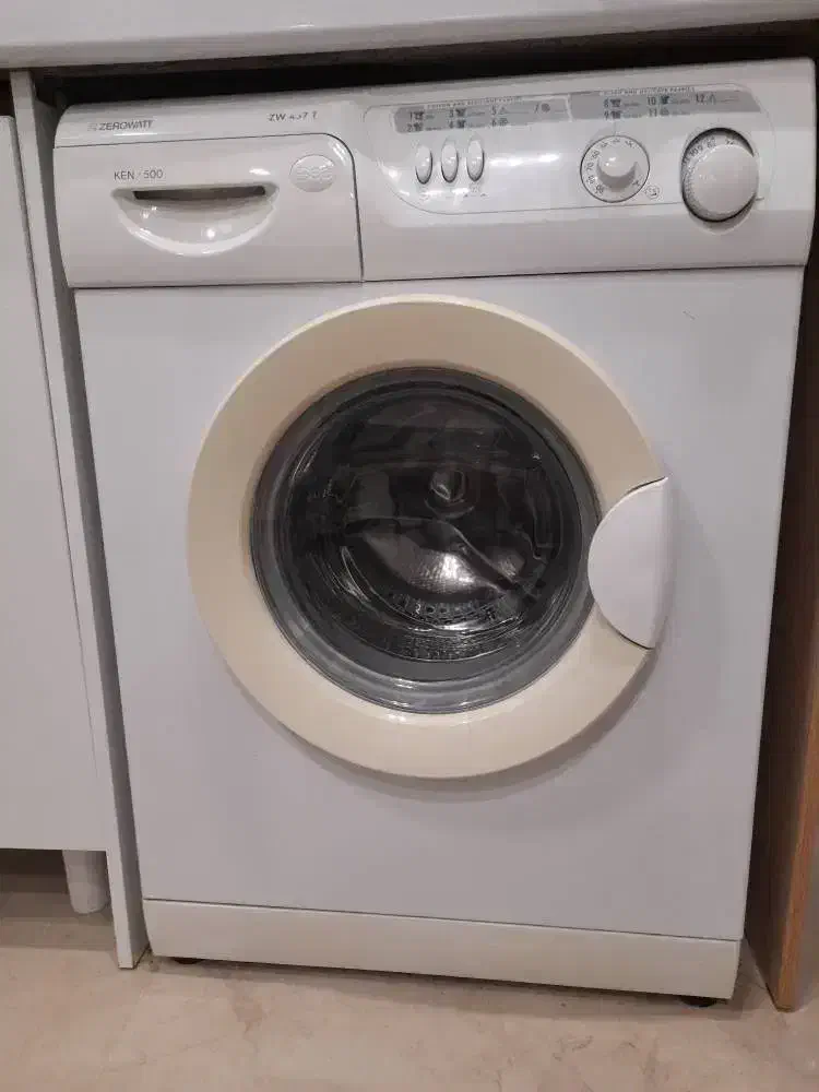 ماشین لباسشویی زیرووات ایتالیا|ماشین لباسشویی و خشک‌کن لباس|کرمانشاه, |دیوار