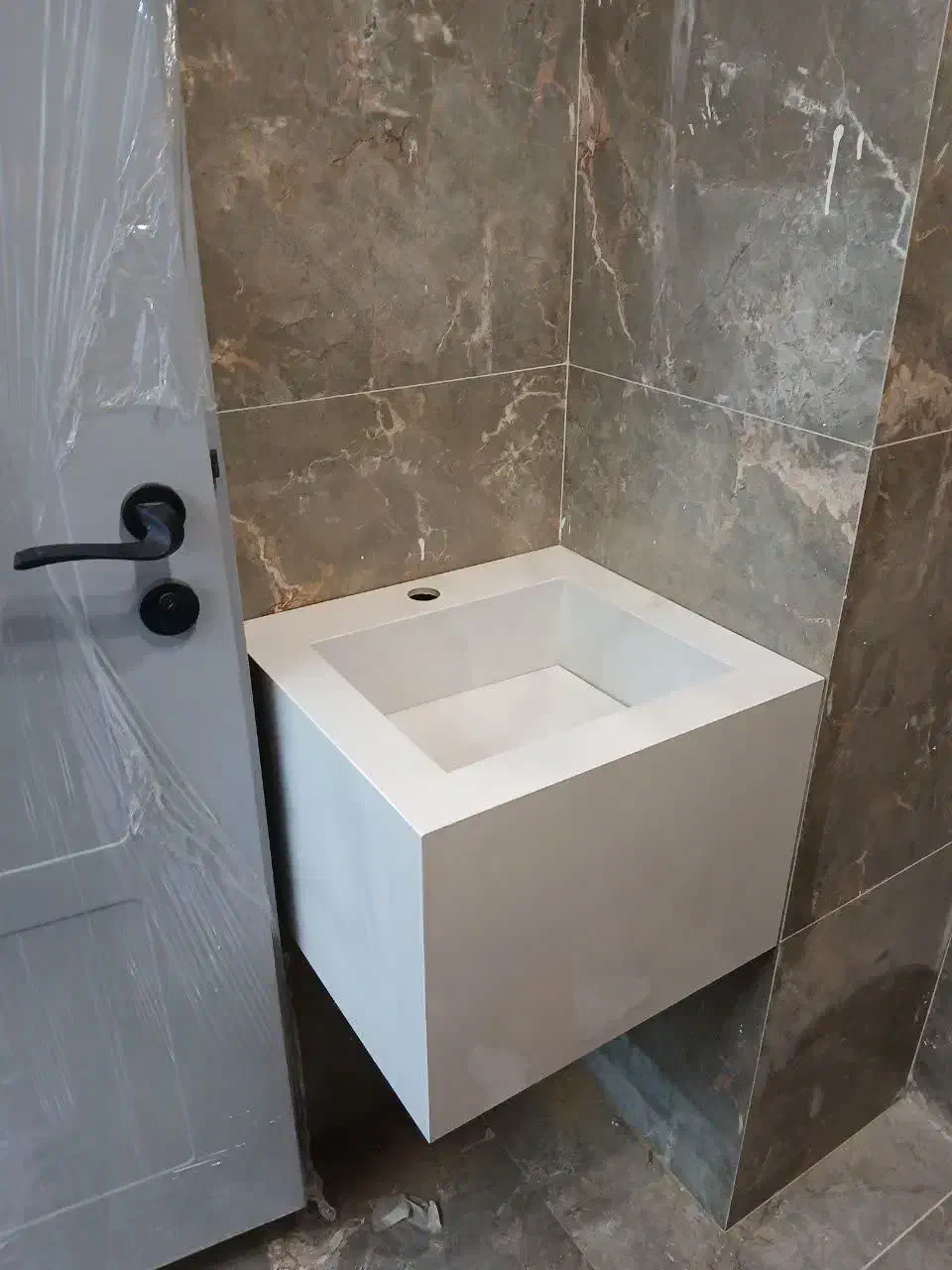 روشویی سرامیکی|لوازم سرویس بهداشتی|یزد, |دیوار