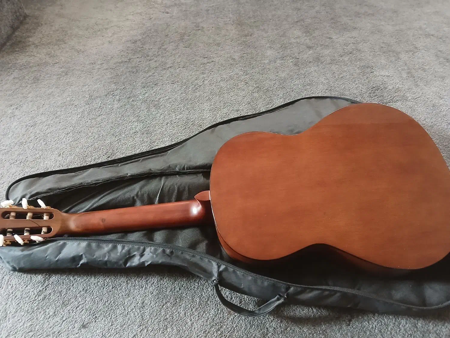 گیتار یاماهاc70اصلی|گیتار، بیس، امپلیفایر|زاهدان, |دیوار