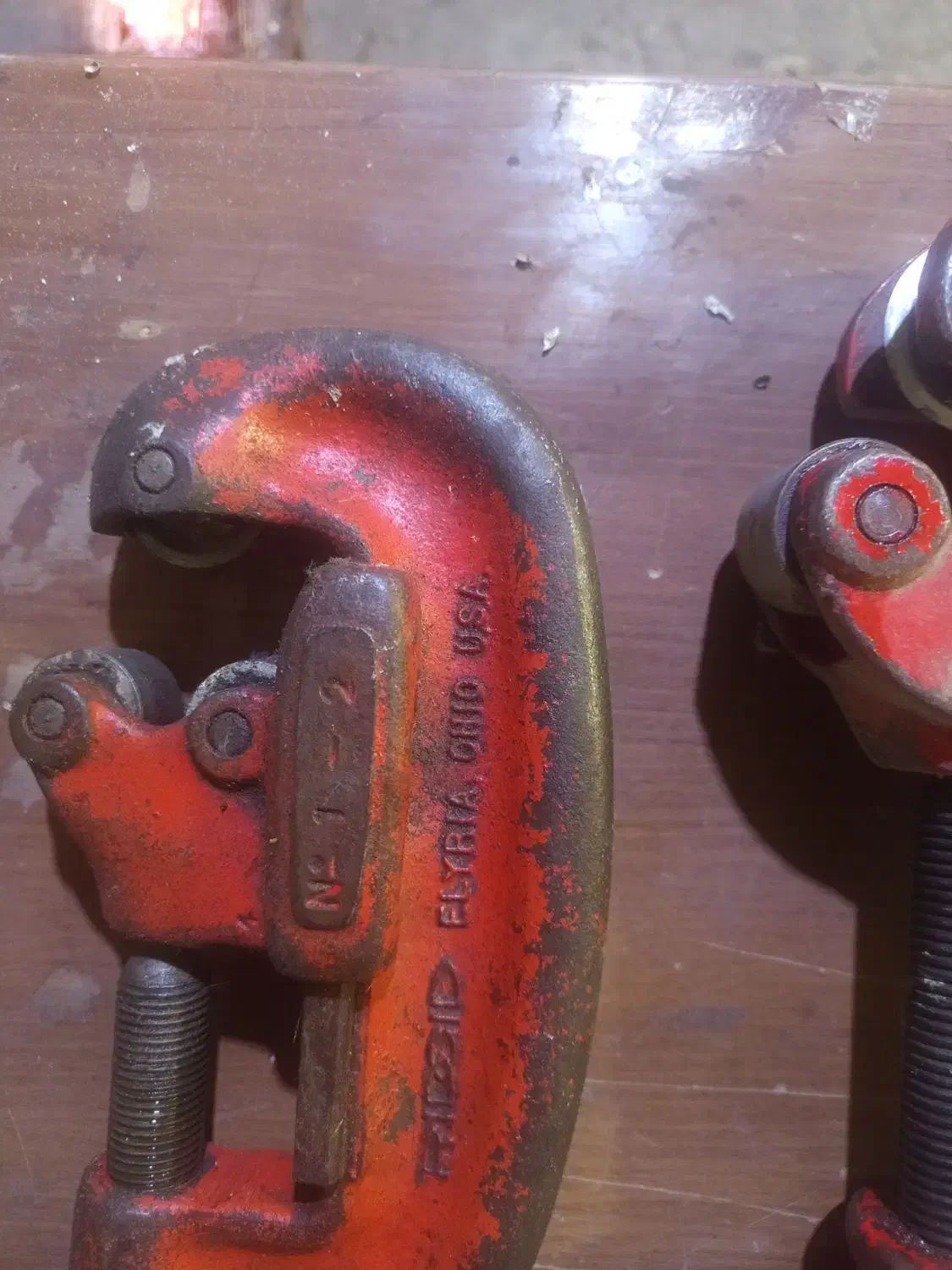 دوعددلوله‌بر|ابزارآلات|مشکین‌دشت, |دیوار