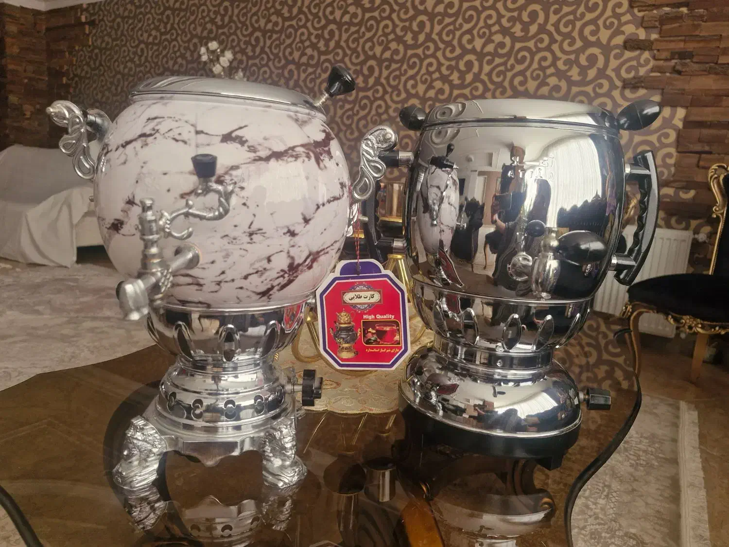 سماور گازی ، روتختی ،میز تلفن ،پارچه رو تشکی|قوری، کتری، قهوه‌ساز دستی|مشکین‌دشت, |دیوار