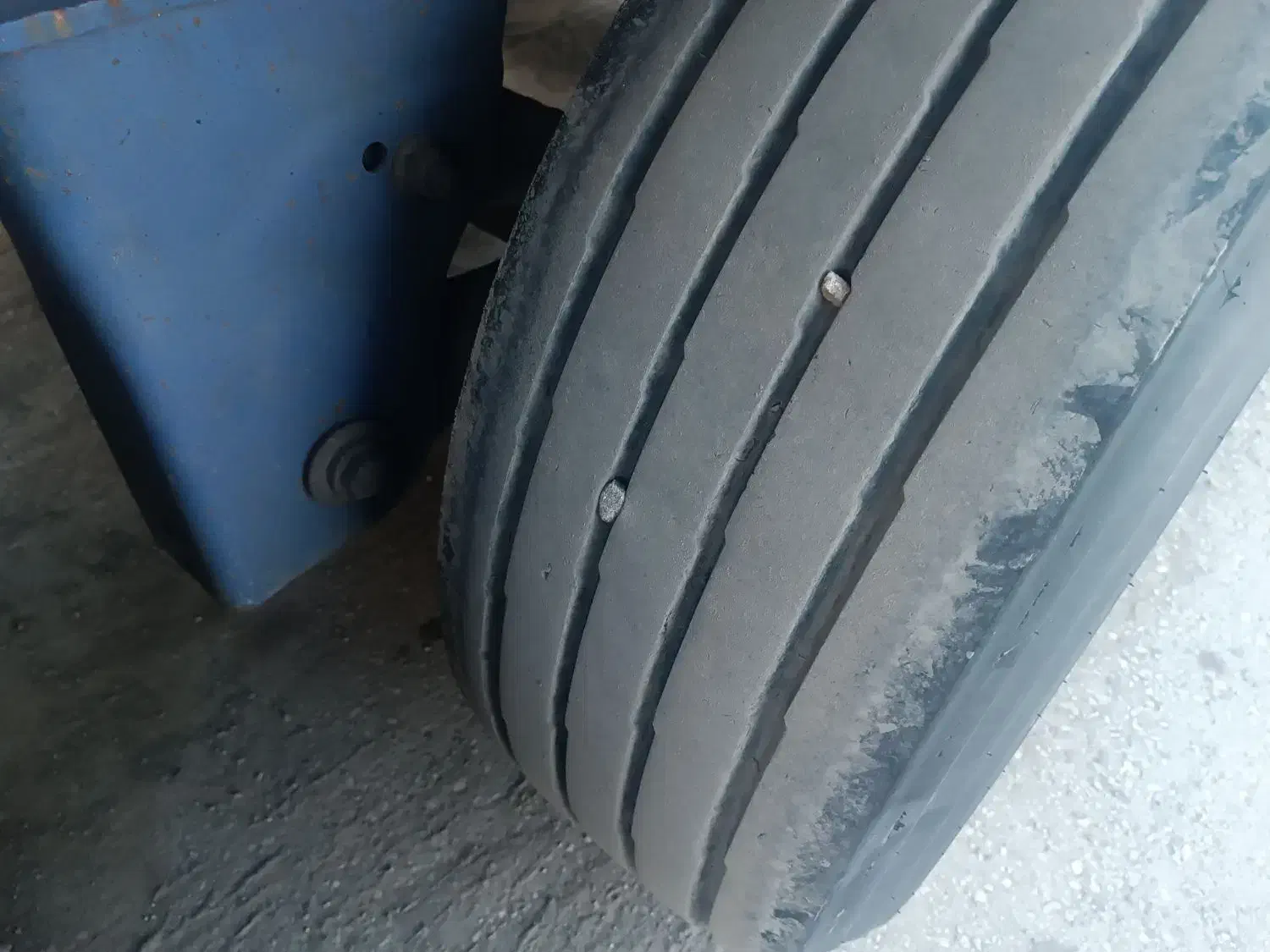 کفی|خودرو سنگین|نیشابور, مازول|دیوار