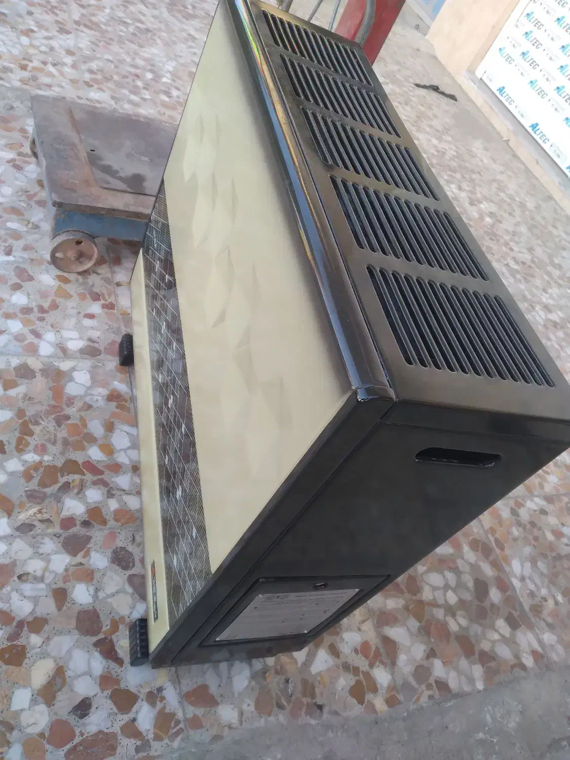 بخاری نیکالا۱۲هزار|بخاری، هیتر، شومینه|جهرم, |دیوار