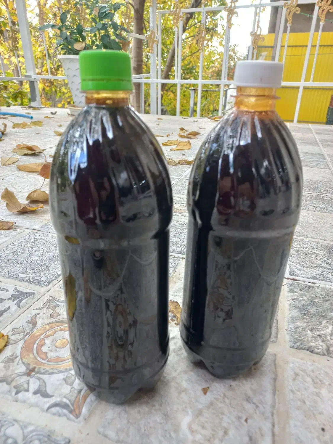 رب انار|خوردنی و آشامیدنی|ری, بیبی شهر بانو|دیوار