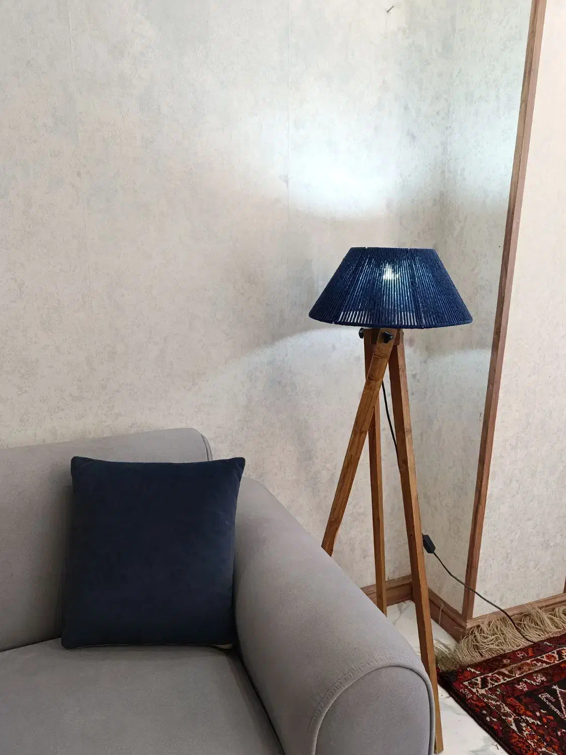 آباژور مکرومه بافی|چراغ خواب و آباژور|شیراز, کوشک میدان|دیوار