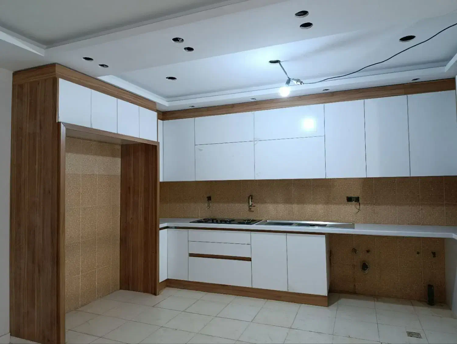 همکار فروشنده خانم|استخدام بازاریابی و فروش|دزفول, |دیوار