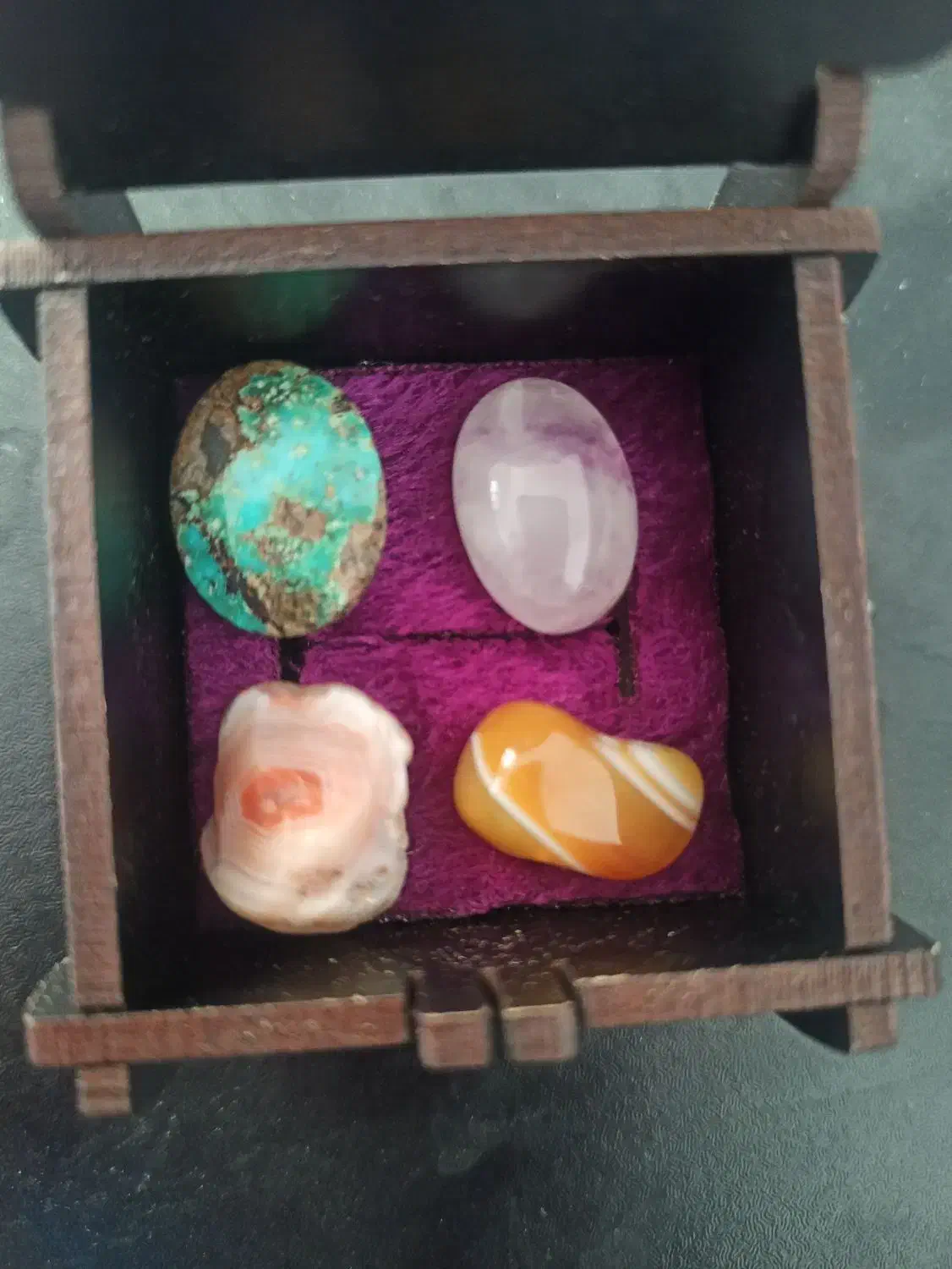 سنگ های قیمتی نگین|جواهرات|شوش, |دیوار