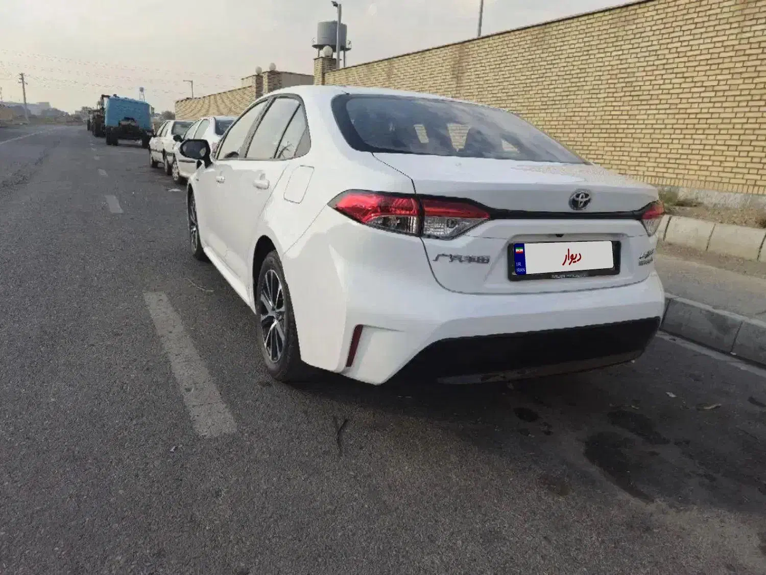 فوری..تویوتا لوین هیبرید ۱۸۰۰ مدل۲۰۲۳..فوری|خودرو سواری و وانت|پرند, فاز ۲|دیوار