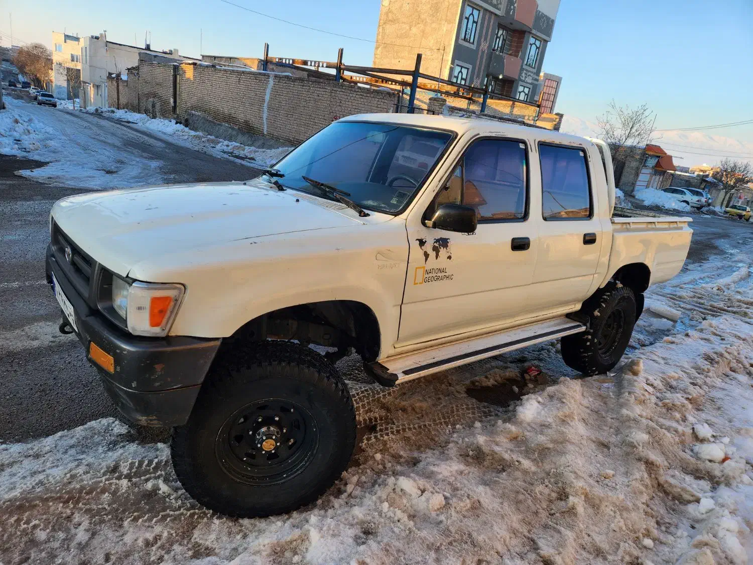 تویوتا هایلوکس|خودرو کلاسیک|فاروج, |دیوار