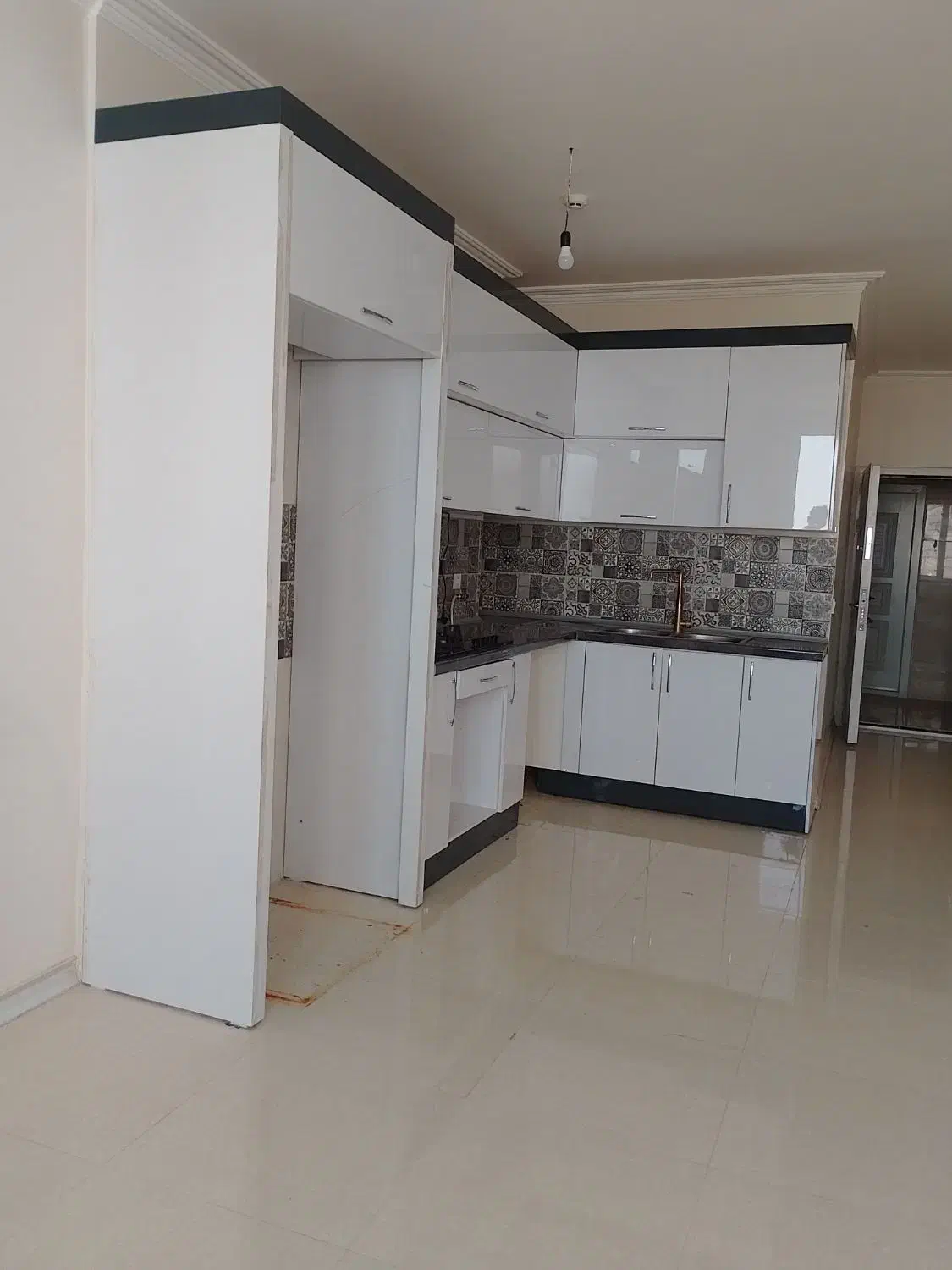 رهن کامل دانیال پارک|اجارهٔ آپارتمان|هشتگرد, شهرک گلها|دیوار