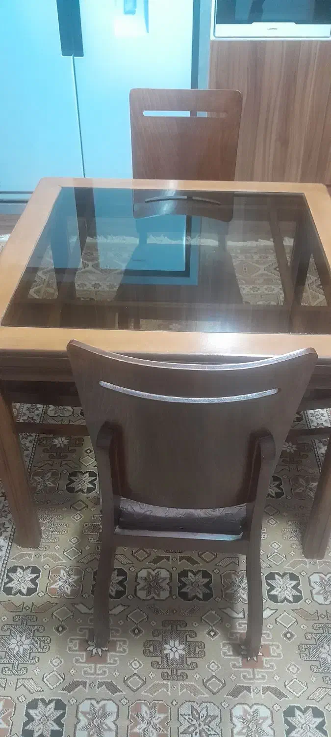 میزنهارخوری|میز و صندلی غذاخوری|نجف‌آباد, منتظری شمالی|دیوار