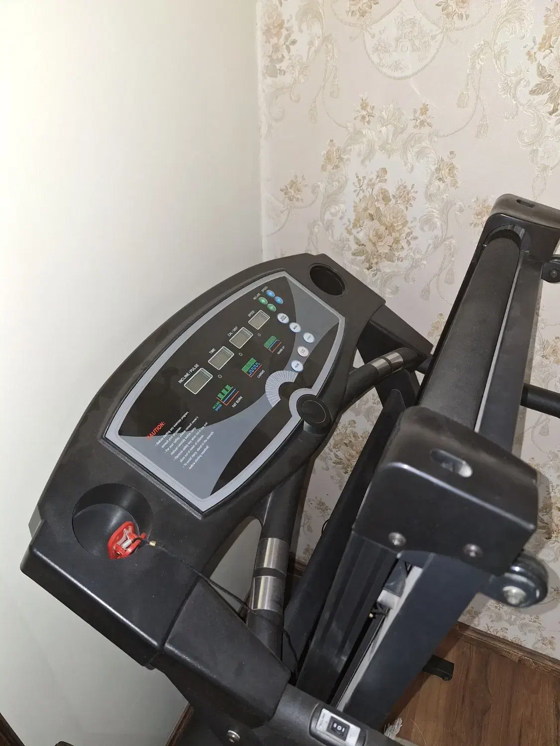 تردمیل خانگی و سالم و کم کار|تجهیزات ورزشی|هشتگرد, شهرک ولیعصر (مصلی)|دیوار