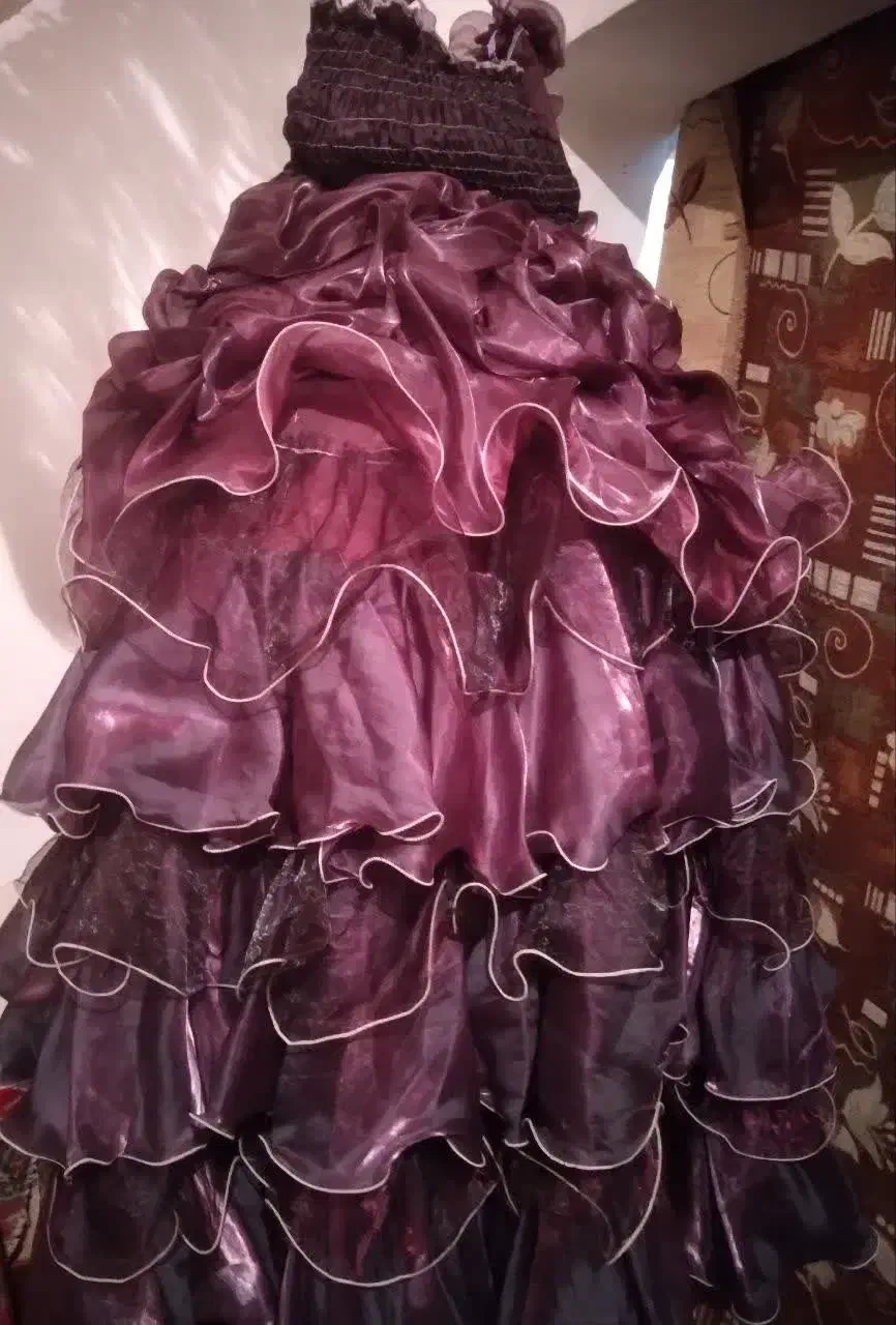 لباس|لباس|تویسرکان, |دیوار