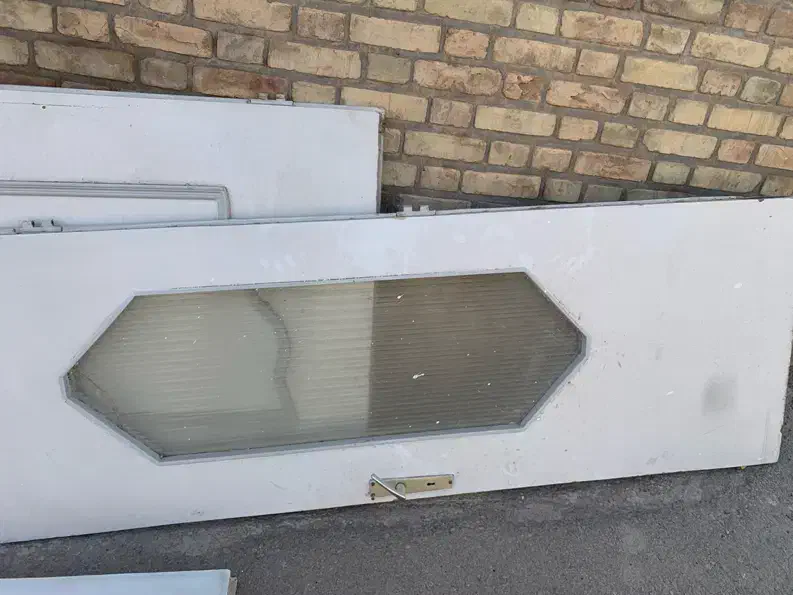 درب چوبی دست دوم|مصالح و تجهیزات ساختمان|تفت, |دیوار