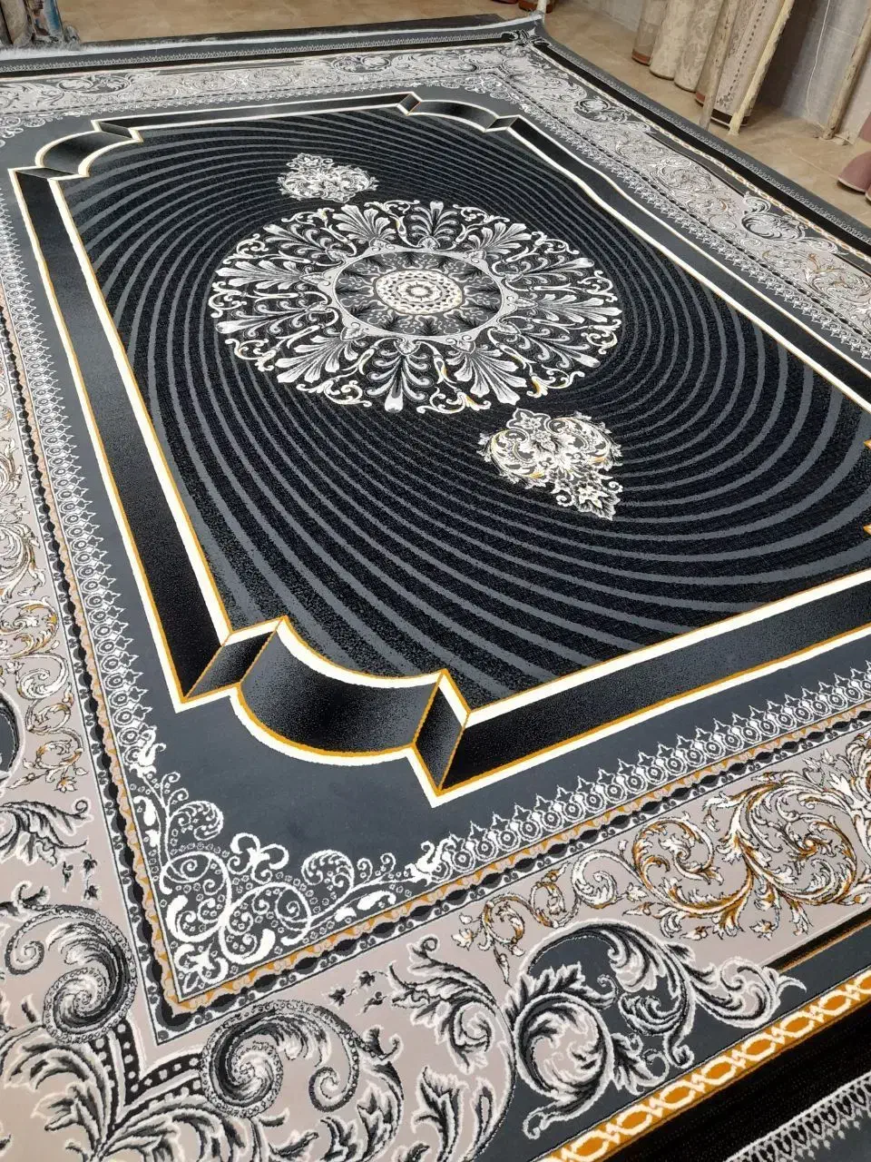 فرش ۹متری ۷۰۰ اصل مخمل گونه|فرش|شراء, |دیوار