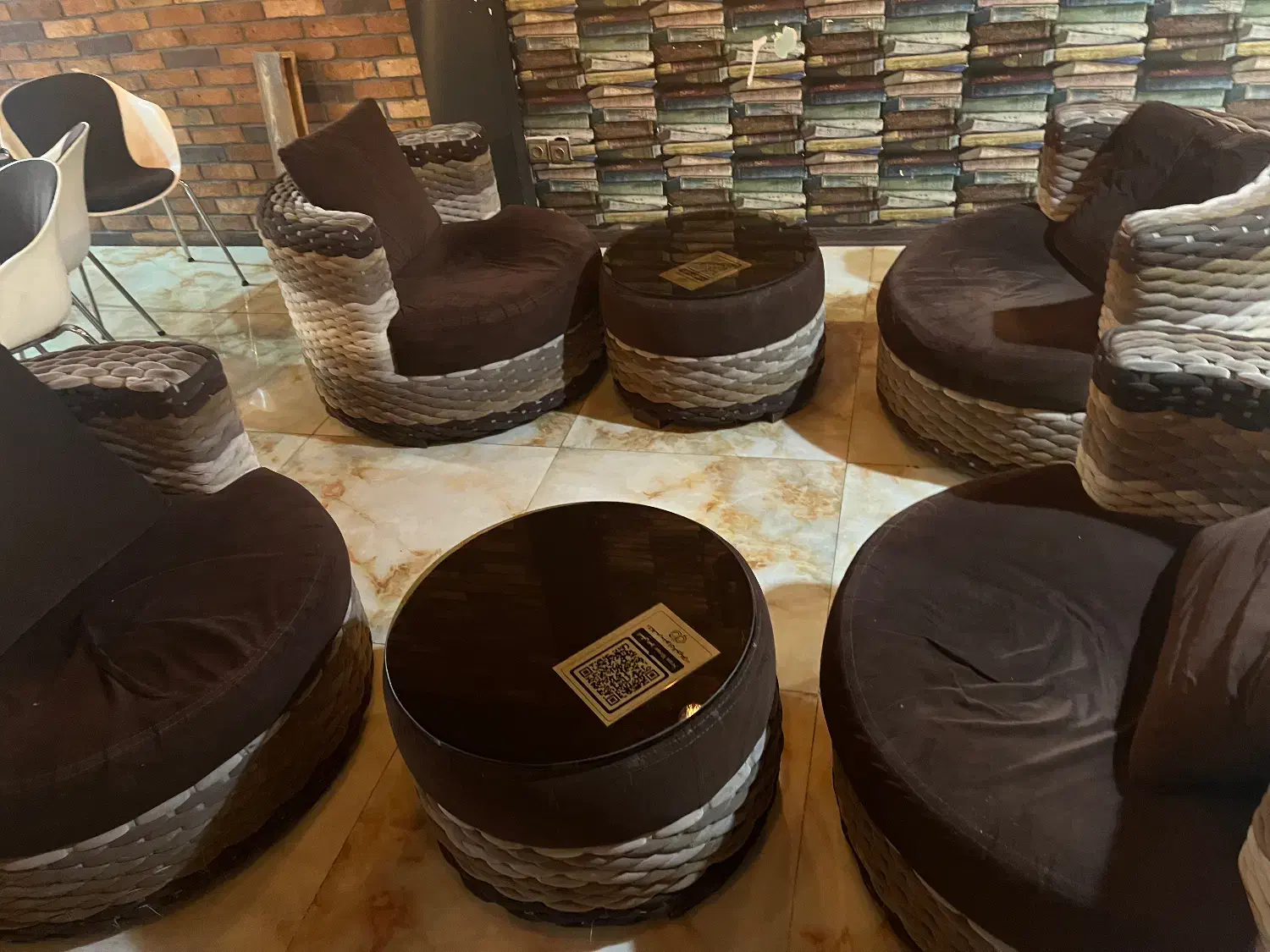 مبل راحتی ۴نفره|مبلمان خانگی و میز عسلی|سلمانشهر, |دیوار