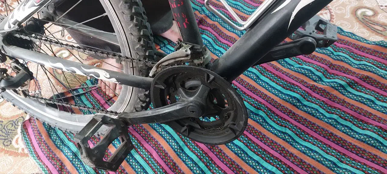 دوچرخه|دوچرخه، اسکیت، اسکوتر|آبپخش, |دیوار