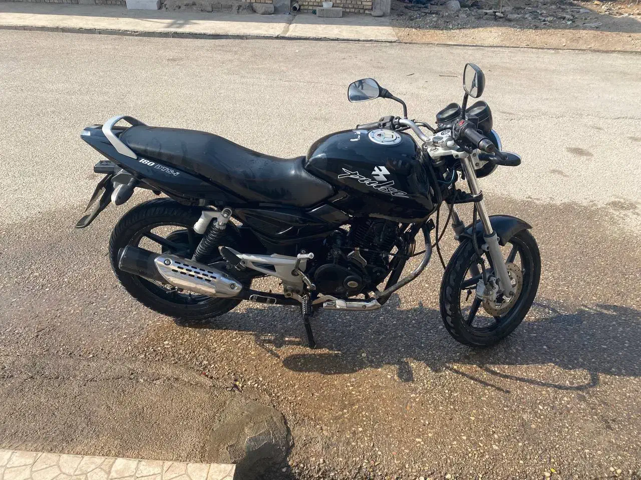 موتور پالس|موتورسیکلت|شوشتر, |دیوار