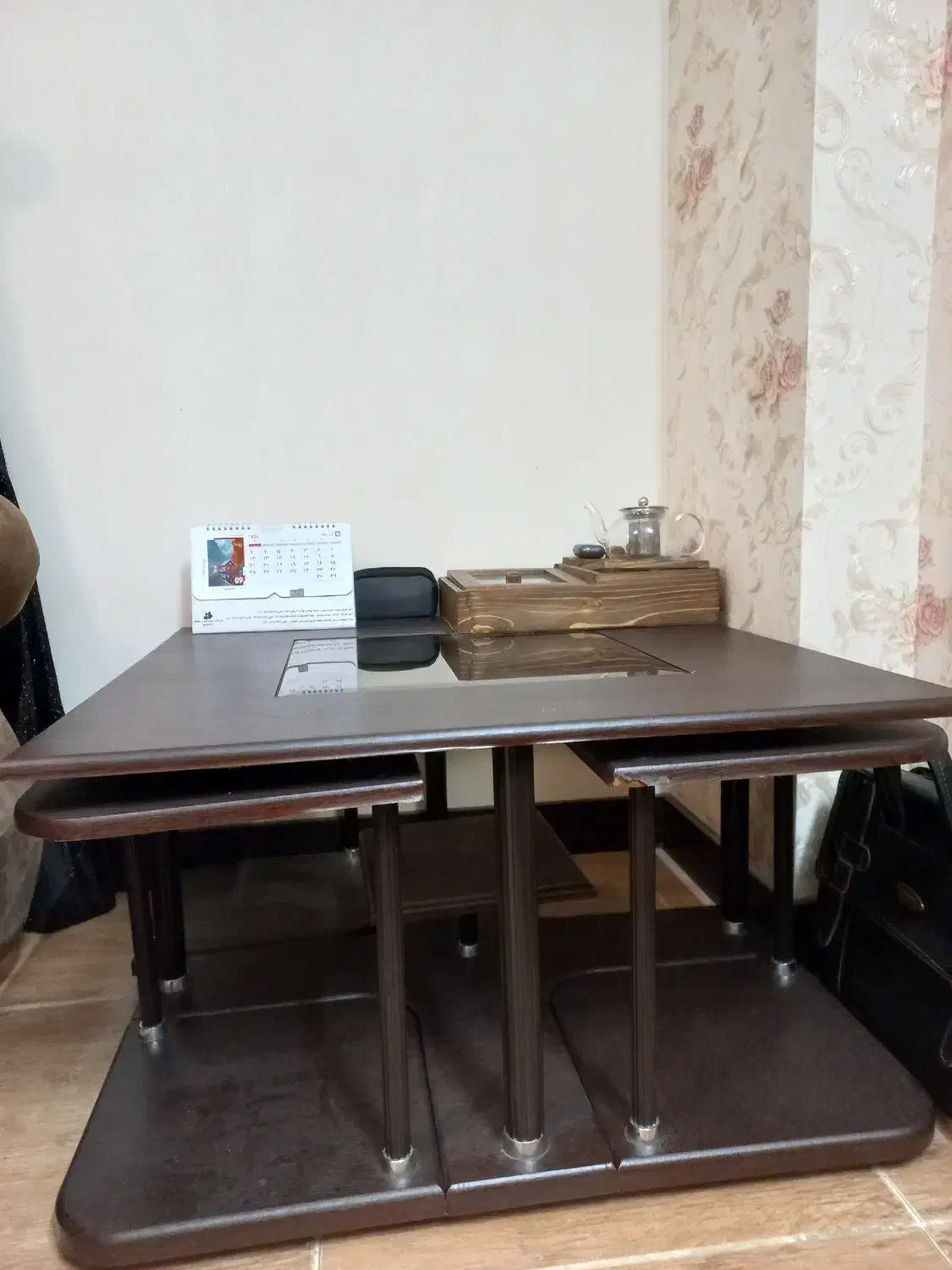 میز وسط پذیرایی به همراه ۳ عدد میز کوچک عسلی|مبلمان خانگی و میز عسلی|رودسر, |دیوار