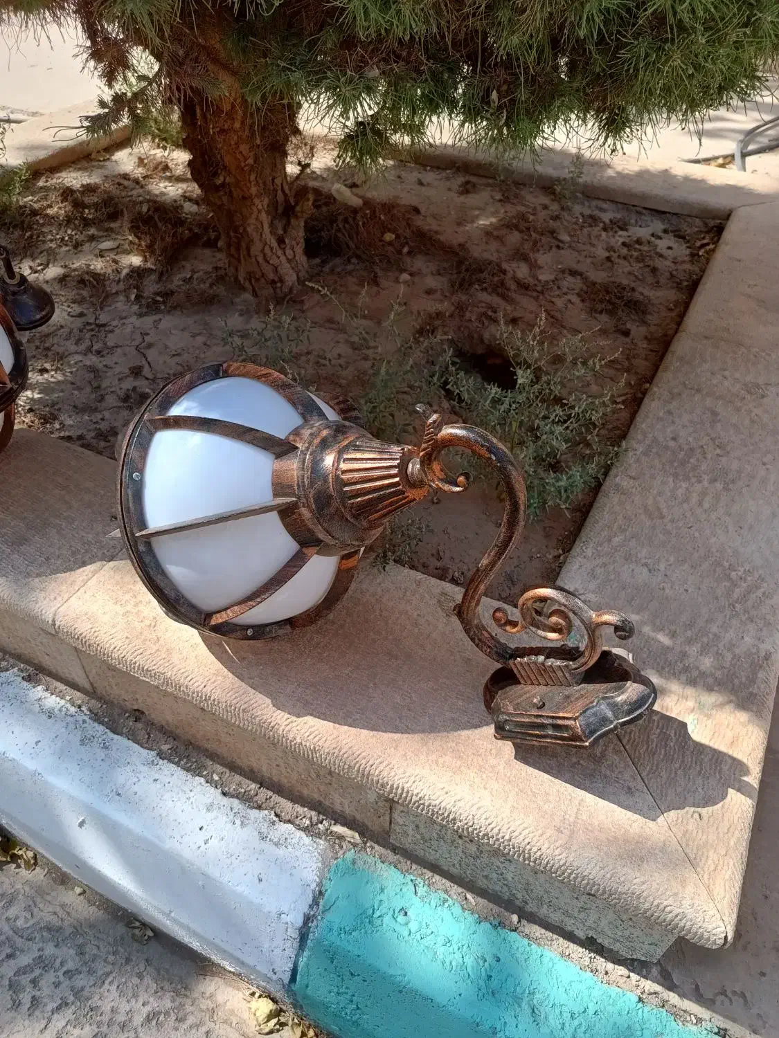 لوستر و چراغ دیواری مخصوص فضای داخل و بیرون|لوستر و چراغ آویز|کرمان, |دیوار