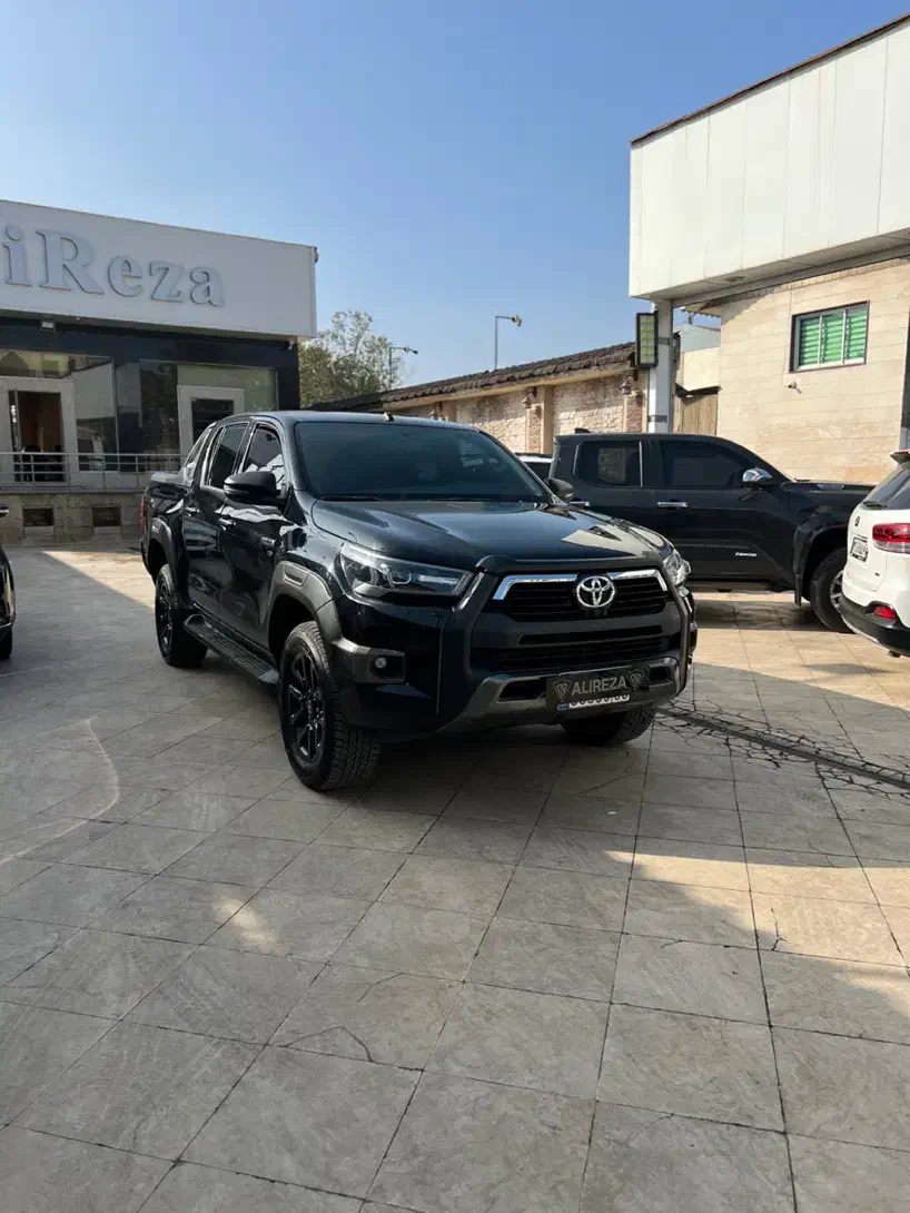 تویوتا هایلوکس ادونچر ۲۰۲۵ پا به صفر|خودرو سواری و وانت|رشت, کوی طالقانی|دیوار