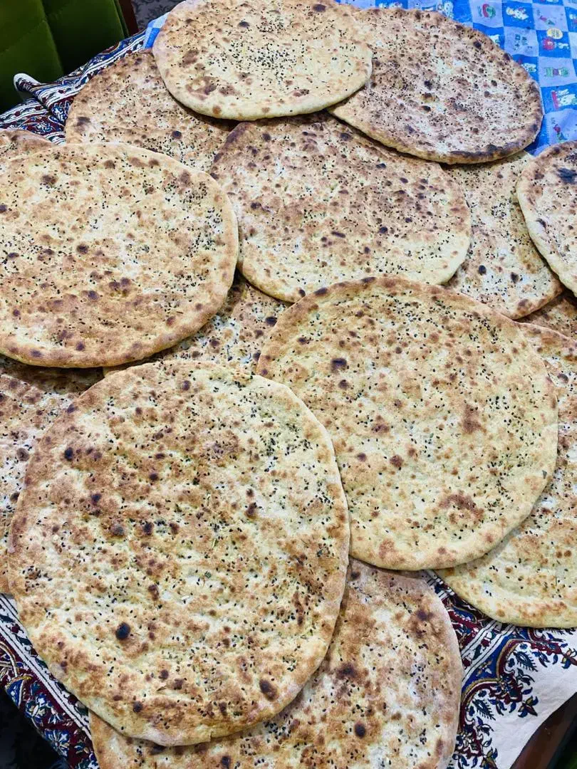 نان محلی کنجدی|خوردنی و آشامیدنی|کهنوج, |دیوار