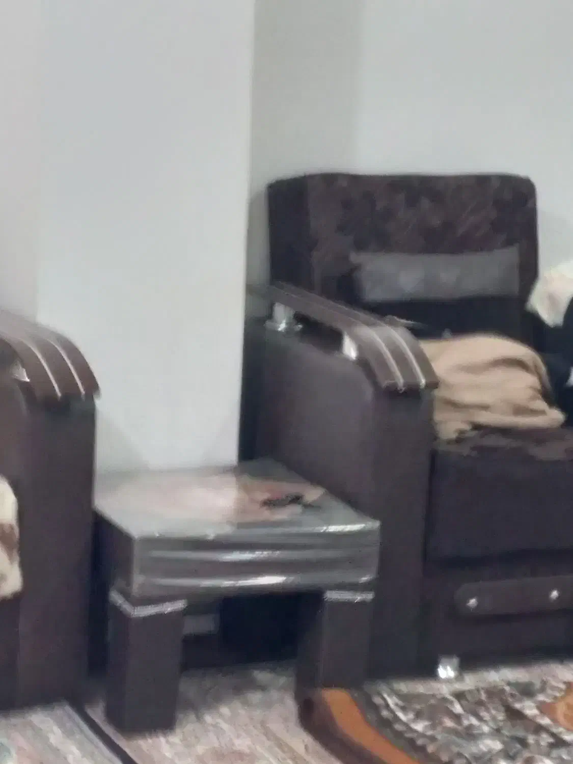 مبل راحتی|مبلمان خانگی و میز عسلی|خوی, |دیوار