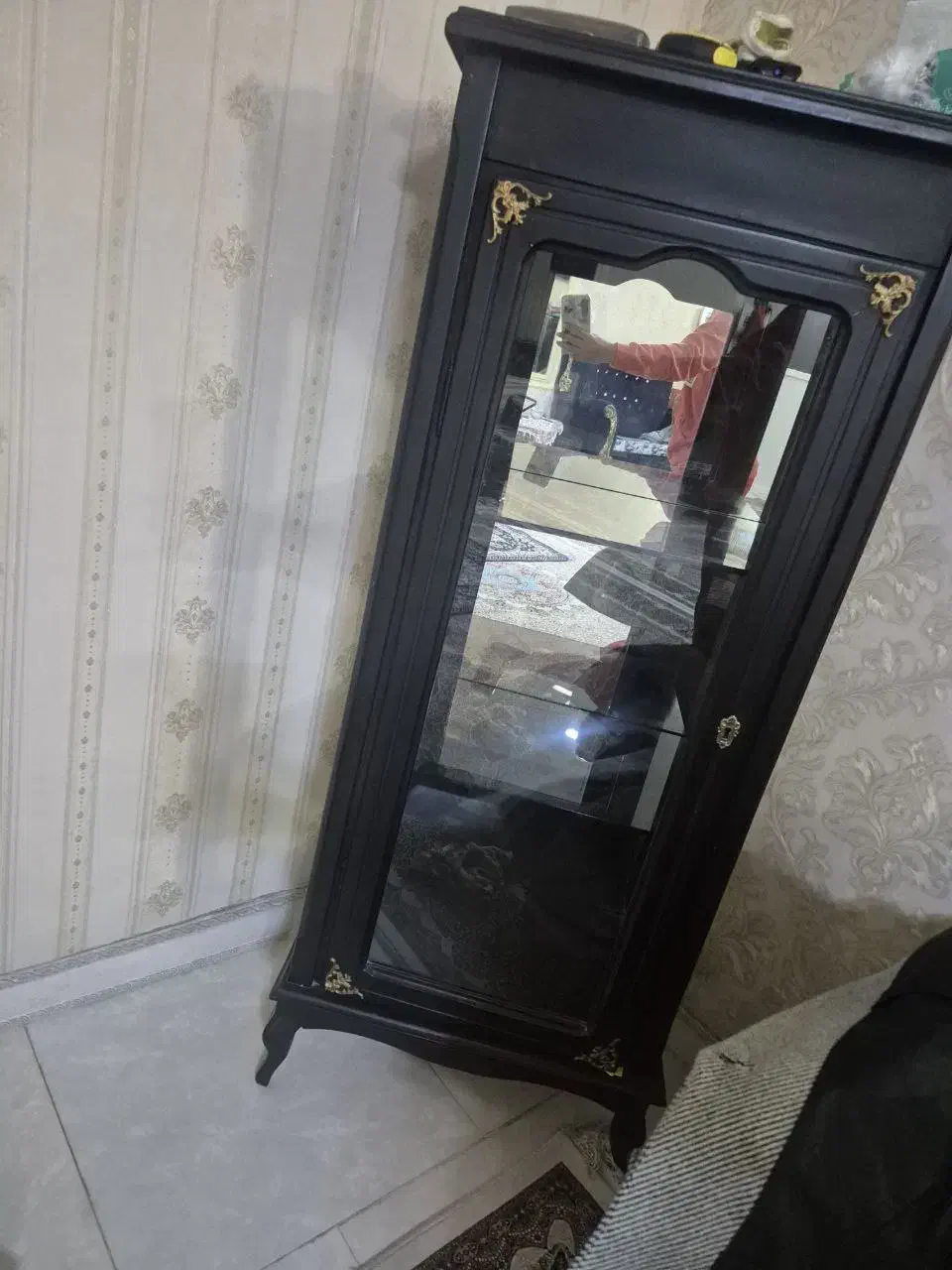 ویترین چوبی سالم|بوفه، ویترین، کنسول|رباطکریم, کیکاور|دیوار