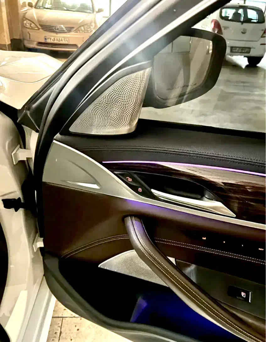 Bmw 530 2017|خودرو سواری و وانت|تهران, فرمانیه|دیوار