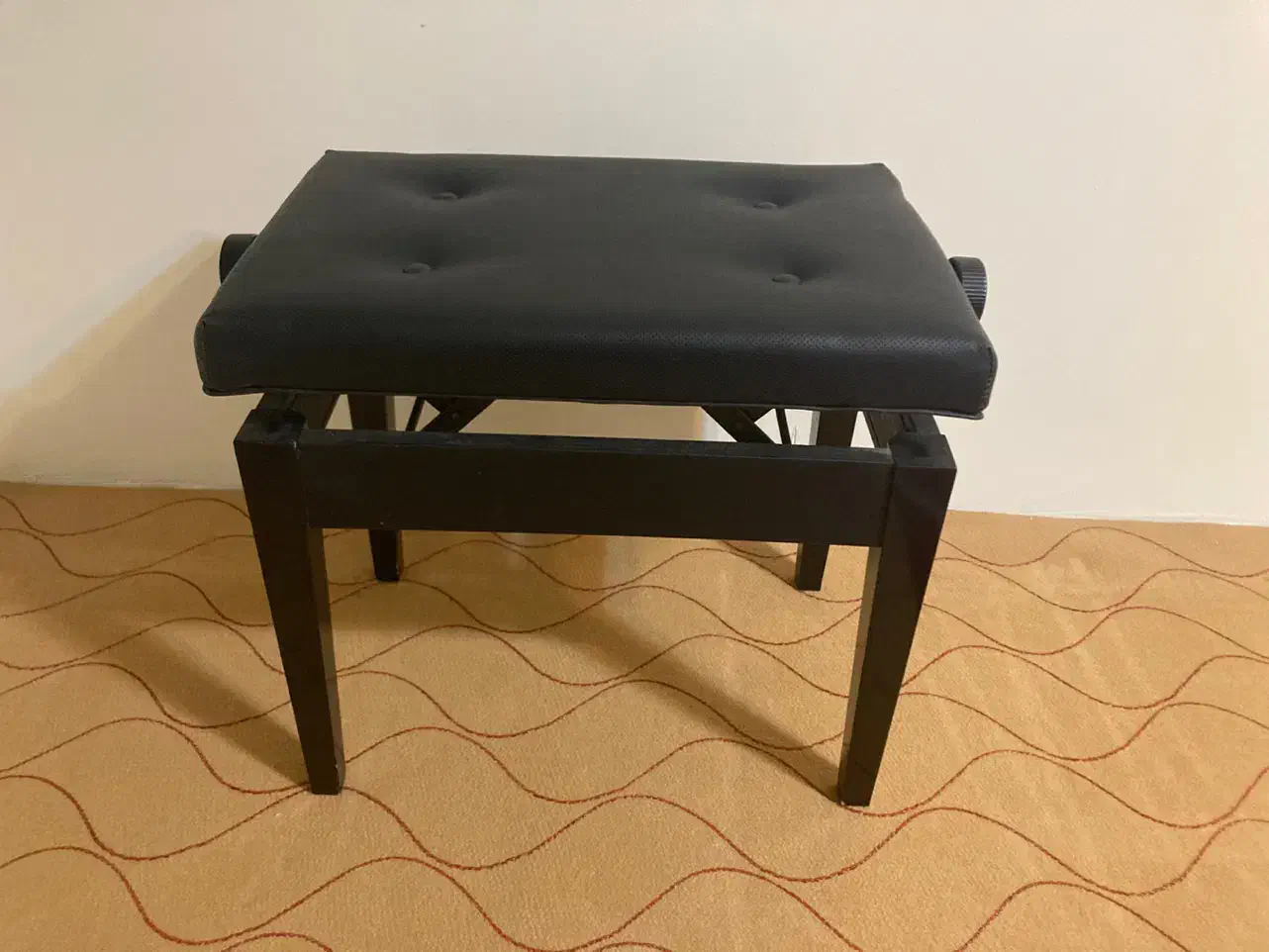 صندلی پیانو ساخت ژاپن|پیانو، کیبورد، آکاردئون|تهران, اکباتان|دیوار