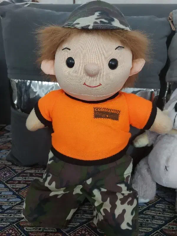 عروسک نو|اسباب‌بازی بچه|شیراز, محراب|دیوار